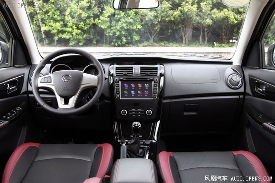 2015款 北汽幻速S3 1.8L 尊贵型