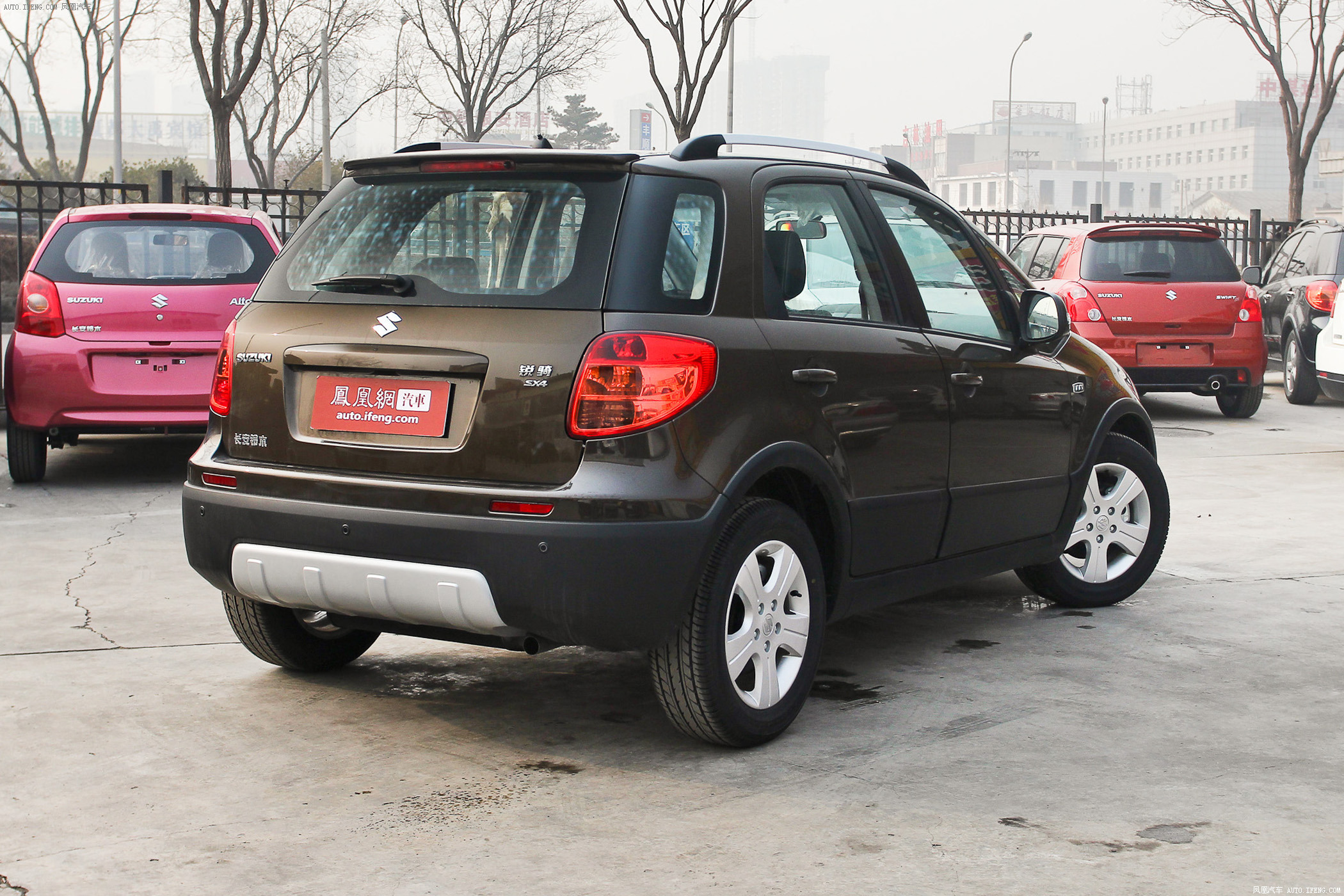 6l 自动 锐骑运动型图片 铃木_汽车图库_凤凰汽车_1644510