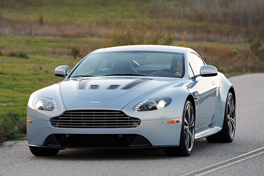 阿斯顿-马丁 - virage