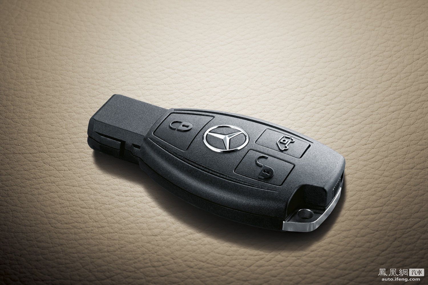 【凌特图片】_款 图片 奔驰_汽车图库_凤凰汽车_1466978